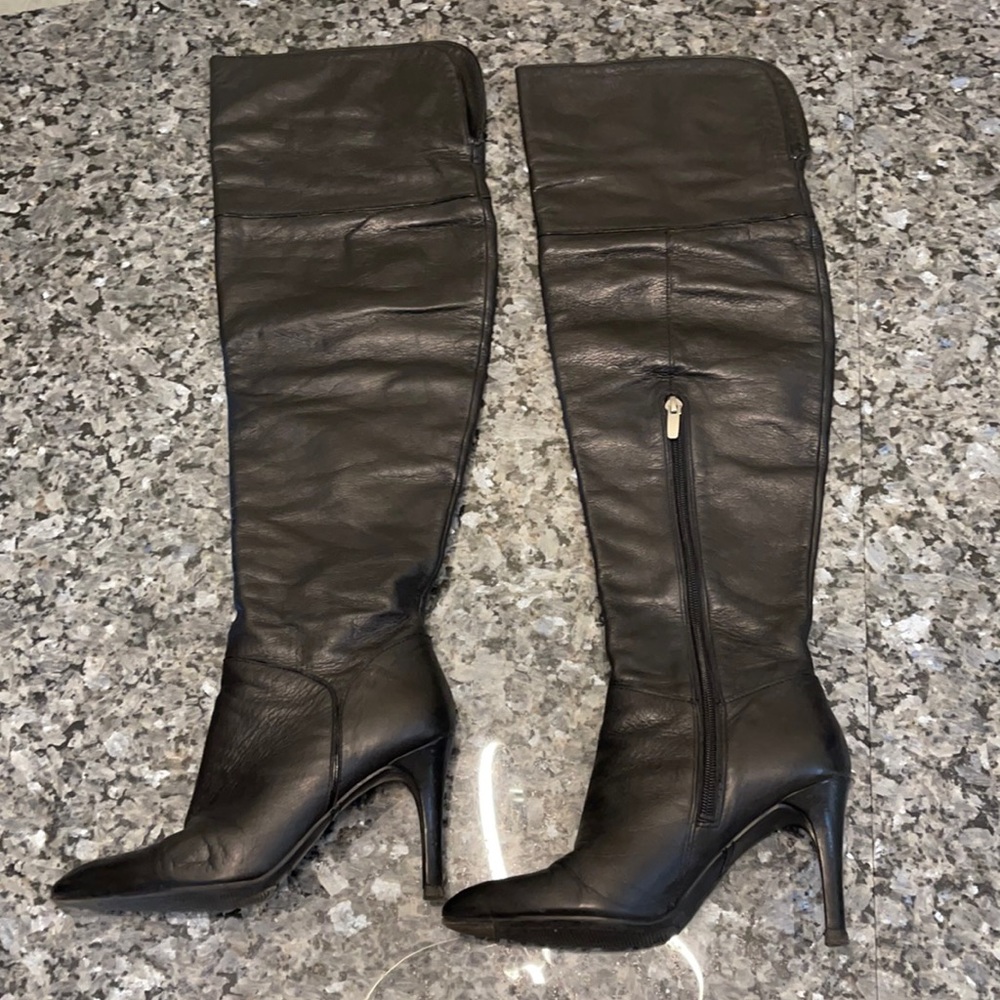 Beautiful over the knee leather boots